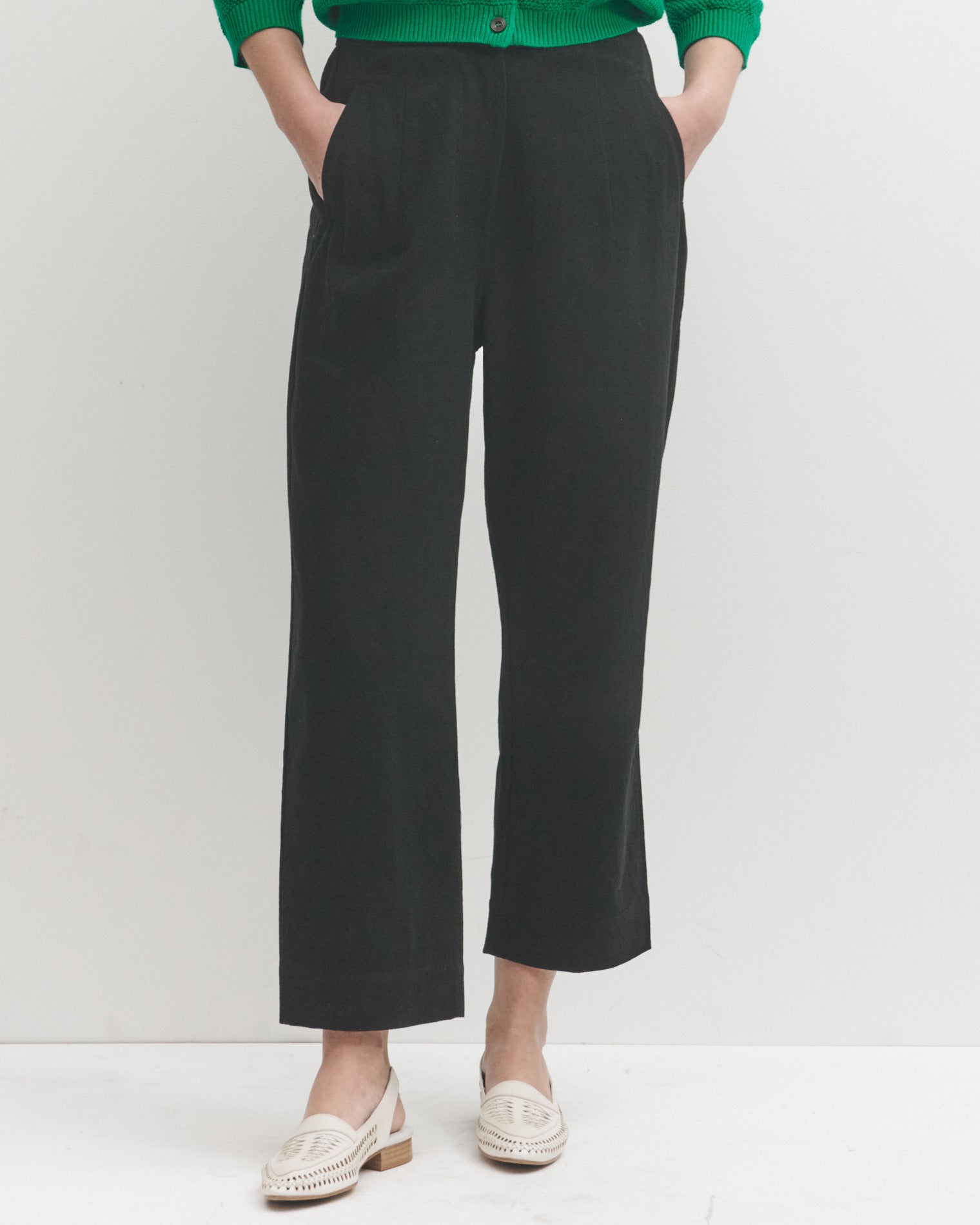 Lowie Cotton Linen Black Trousers