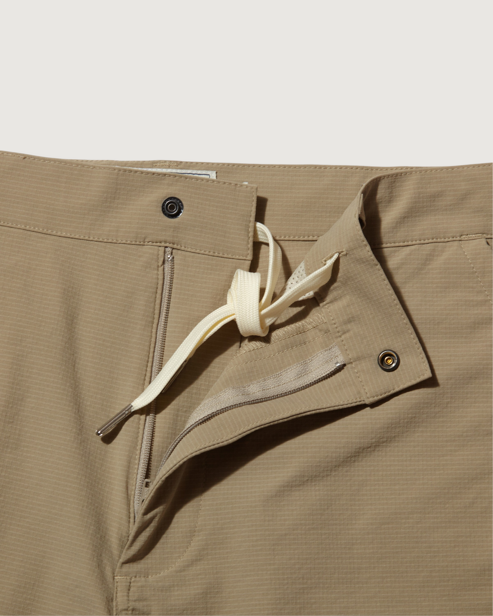 Hybrid Everyday Shorts 7" - Sand