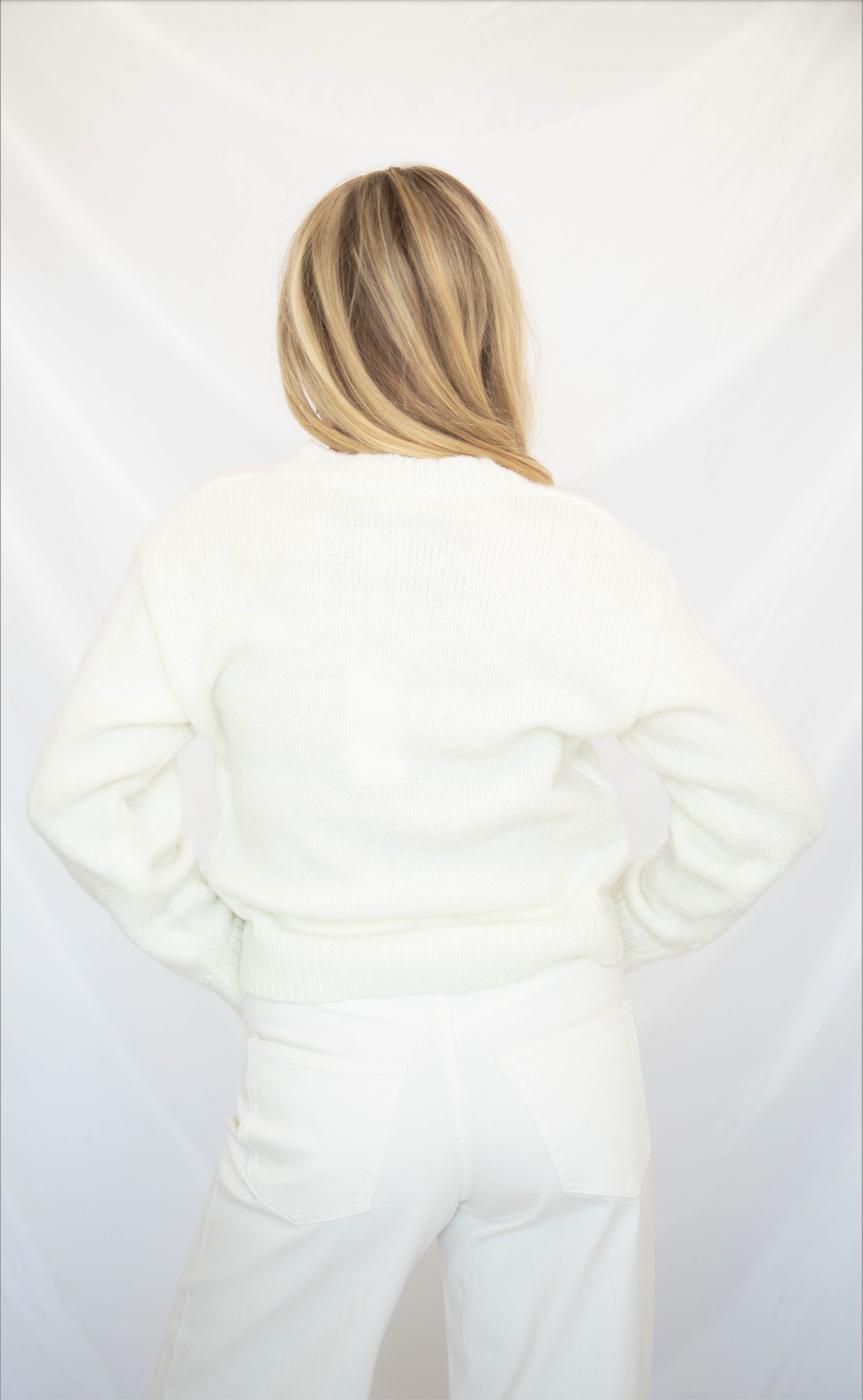 beary bow cardigan