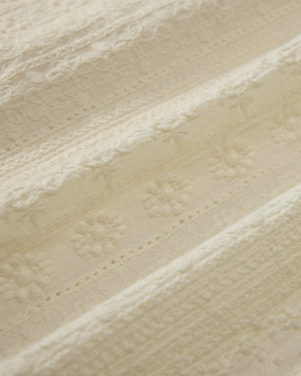 Resort Embroidered Shirt - Ecru