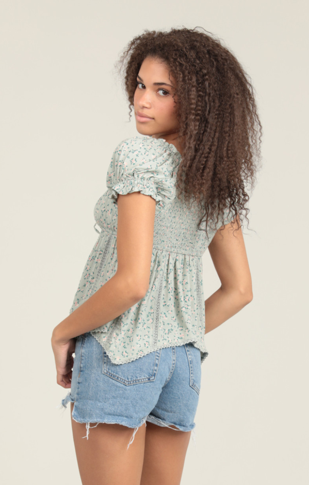 Nadia Ditsy Floral Short Sleeve Top