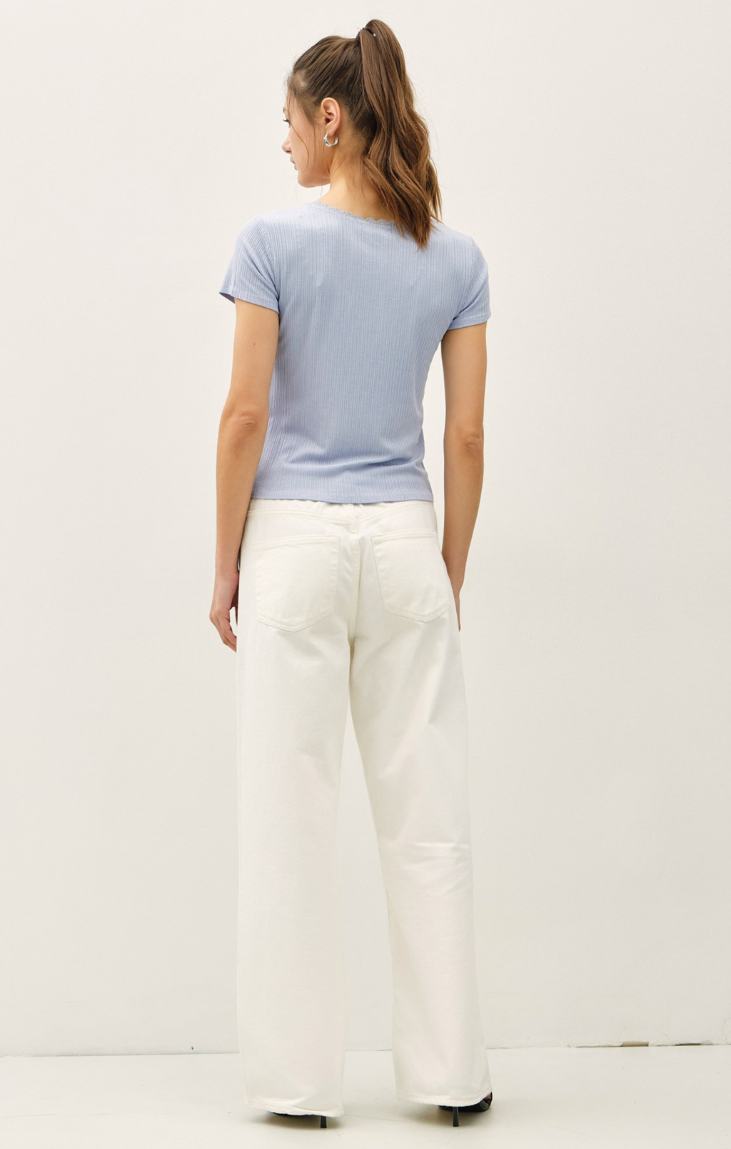 Sloane Lace Trimmed Short Sleeve Tee